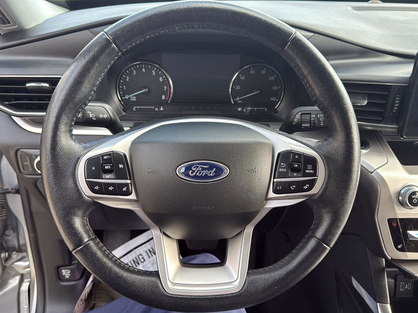 Used 2022 Ford Explorer XLT w/ Equipment Group 202A image 11