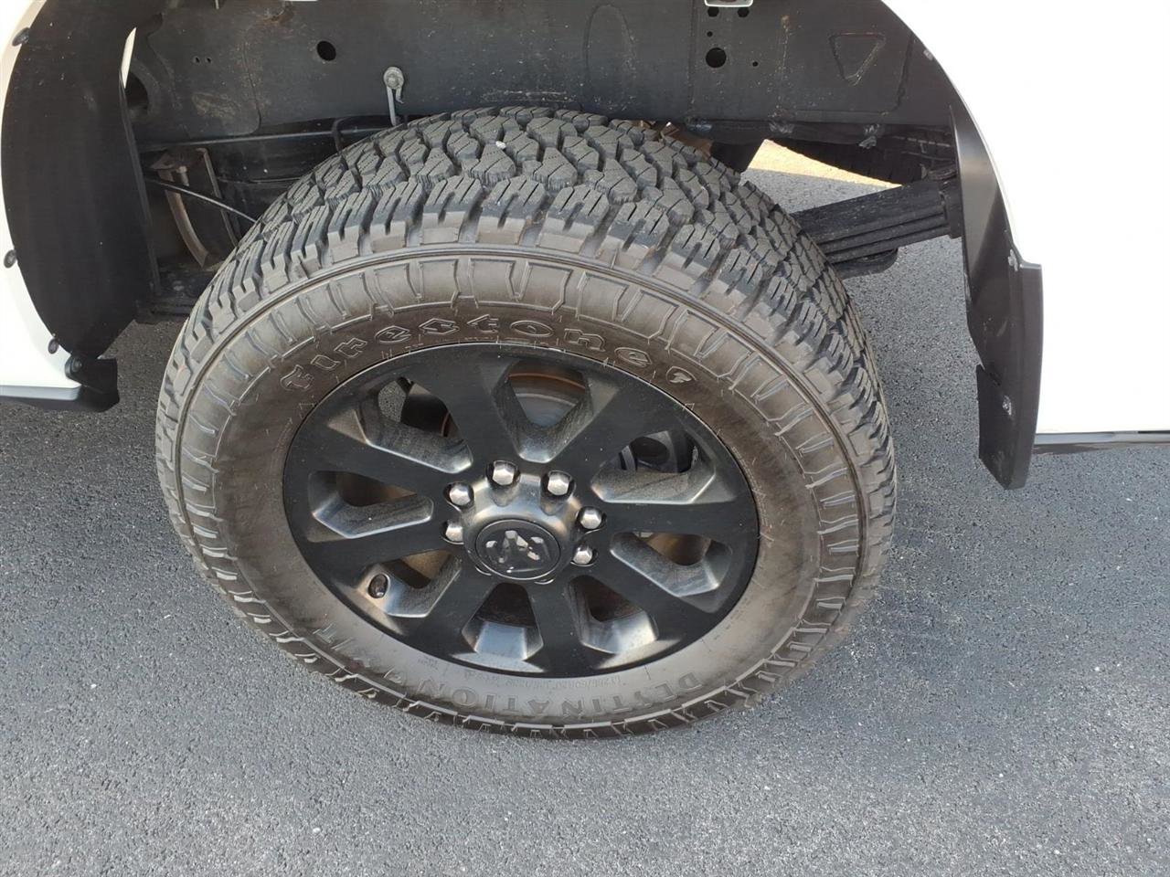 Used 2024 RAM 3500 Big Horn w/ Night Edition AWD/4WD image 6