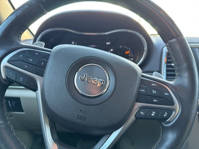 Used 2018 Jeep Grand Cherokee Overland w/ Jeep Active Safety Group image 10