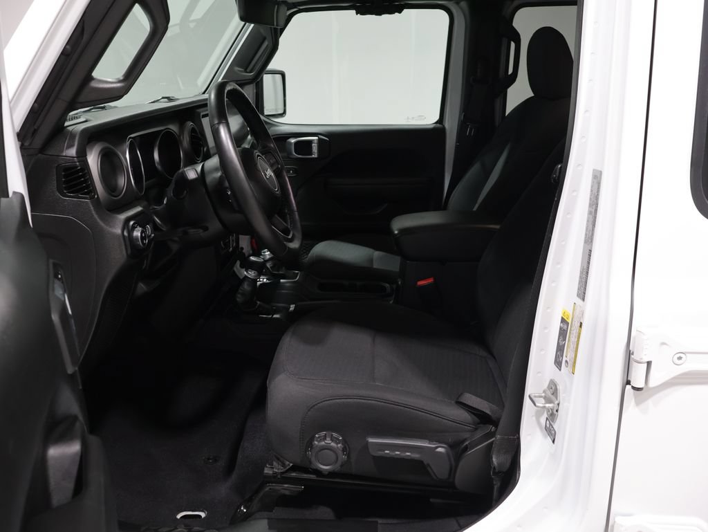 Used 2023 Jeep Gladiator Sport AWD/4WD image 12