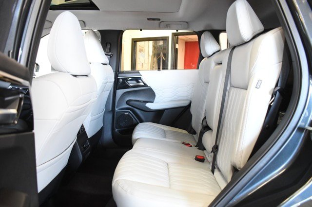 New 2026 Mitsubishi Outlander SEL AWD/4WD image 22