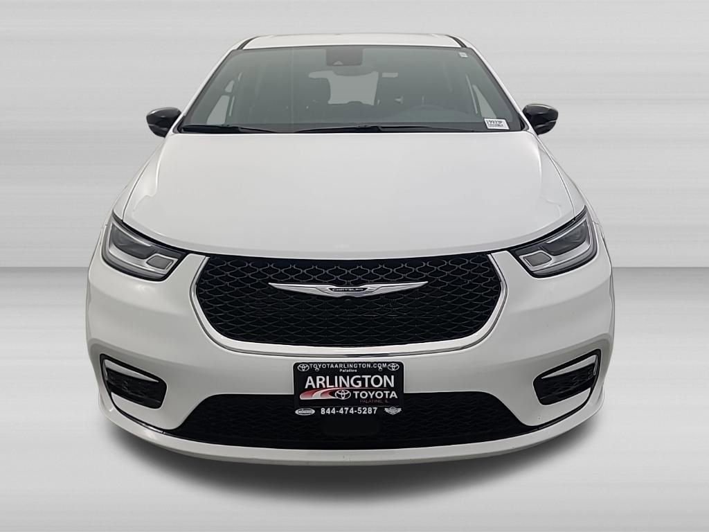 Used 2025 Chrysler Pacifica Select FWD image 9