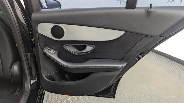 Used 2018 Mercedes-Benz C 300 Sedan w/ AMG Line image 21