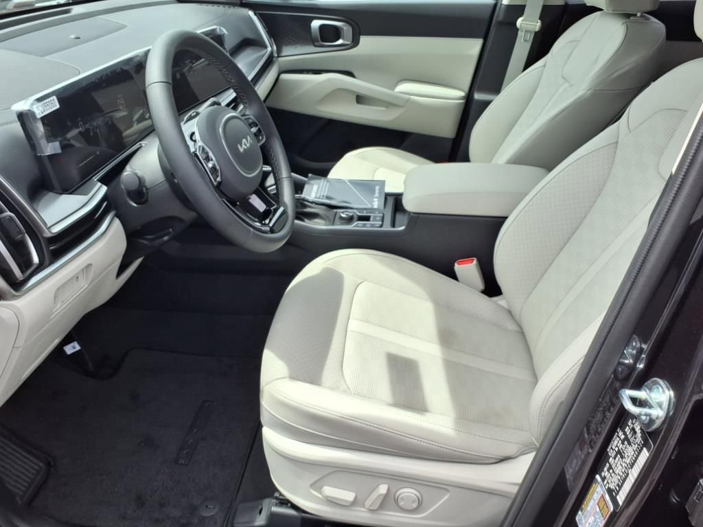 New 2025 Kia Sorento S image 10
