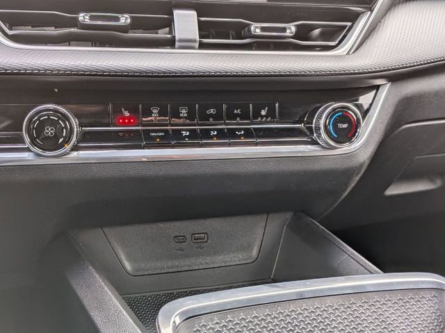 Used 2025 Chevrolet Equinox LT image 22