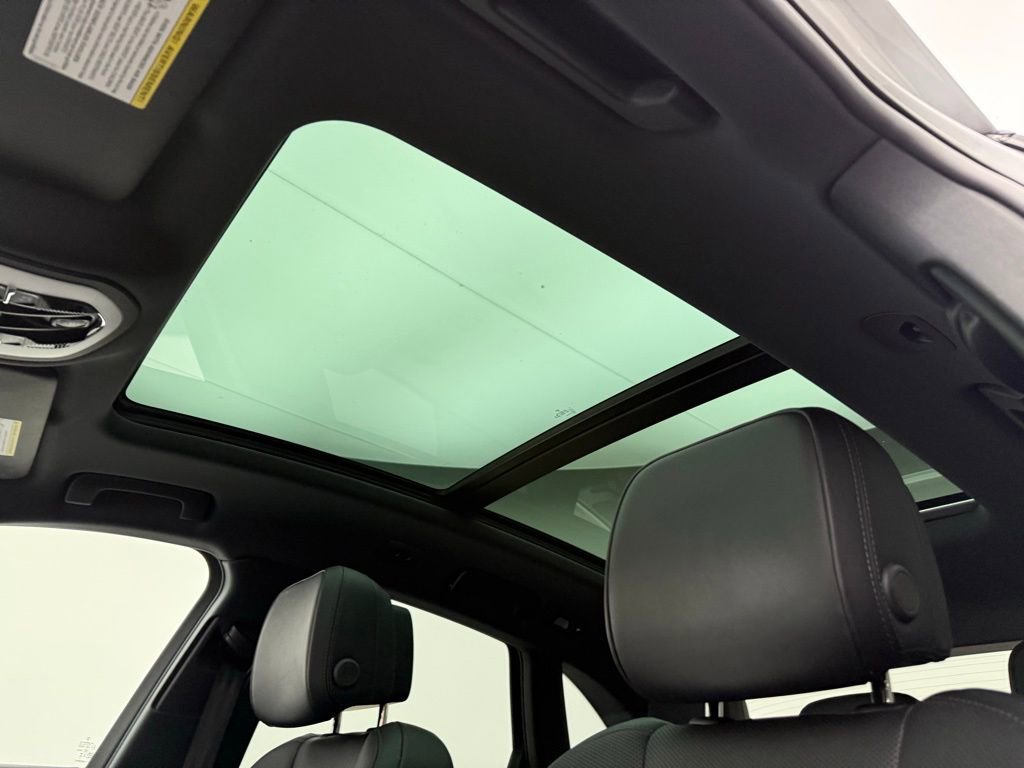 Used 2024 Porsche Macan image 21