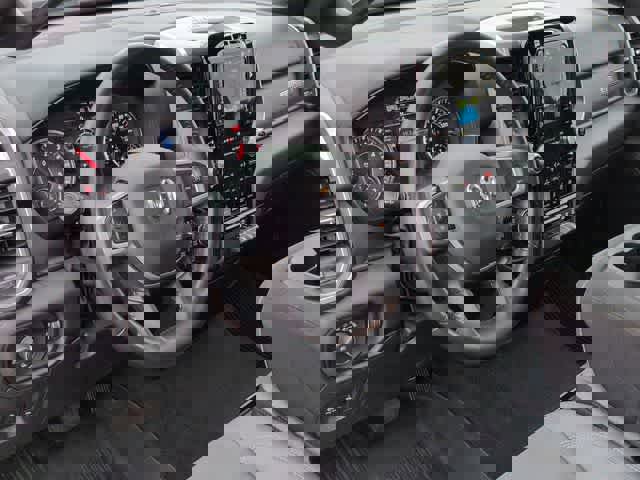 Used 2023 RAM 1500 Big Horn image 10