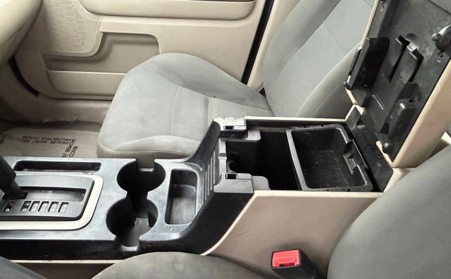 Used 2008 Ford Escape XLS FWD image 21