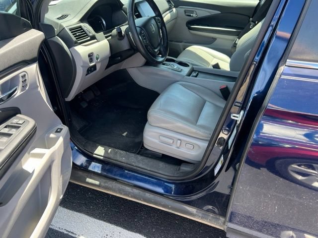 Used 2023 Honda Ridgeline RTL image 2