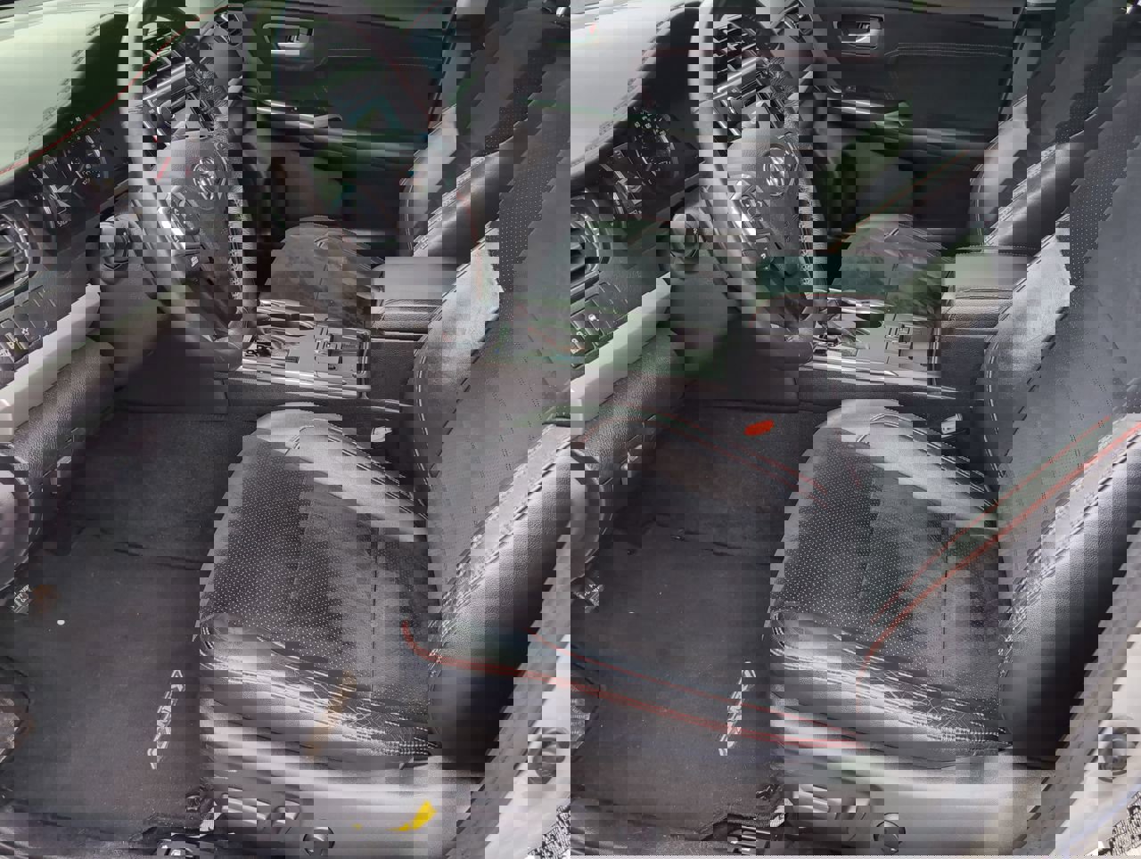 Used 2017 Toyota Camry XSE w/ Moonroof Package image 10