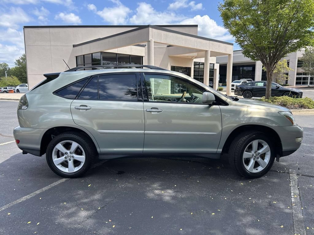 Used 2006 Lexus RX 330 AWD w/ Premium Plus Pkg image 2