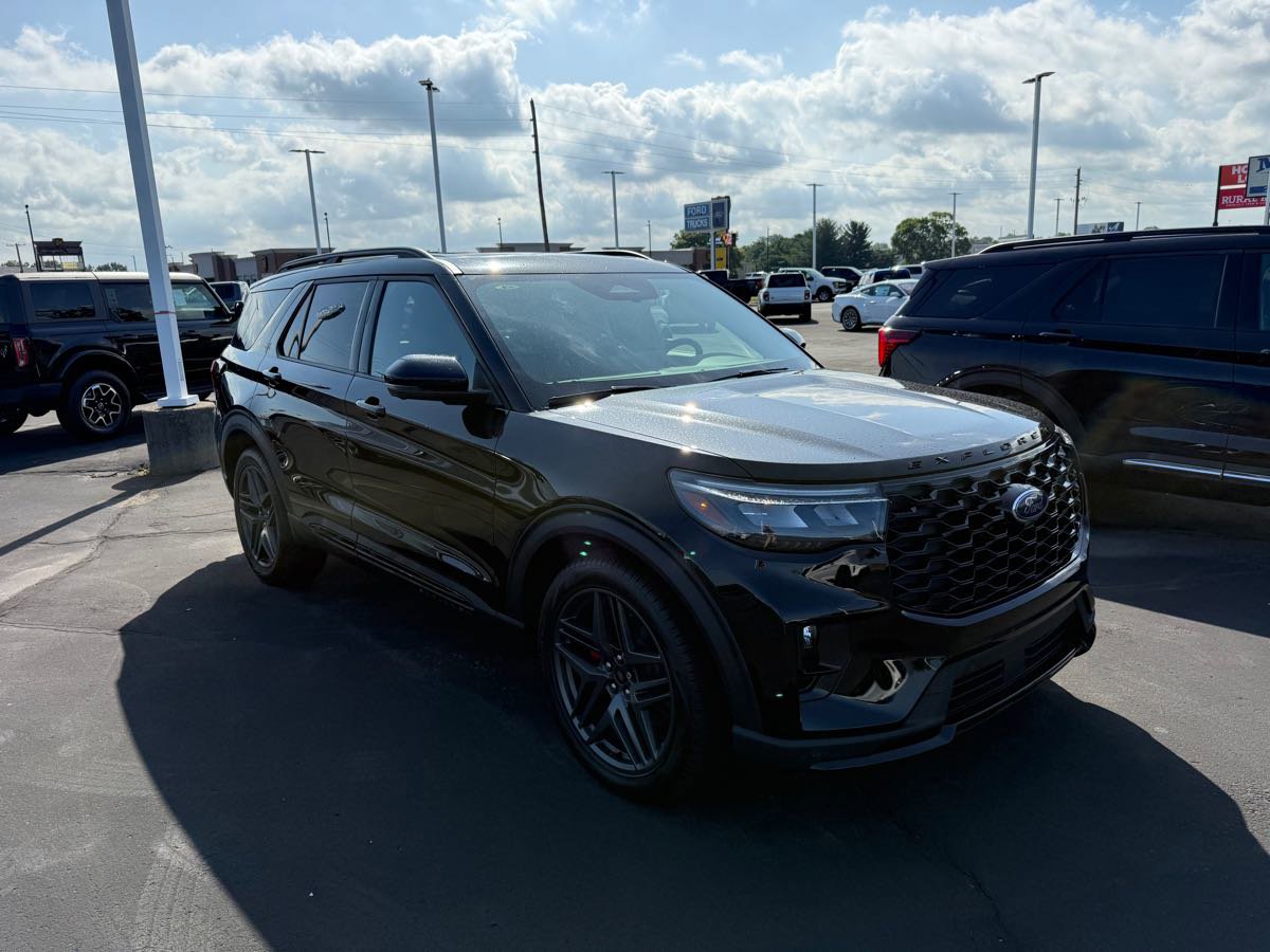 New 2025 Ford Explorer ST w/ Sun And Sound Package image 3