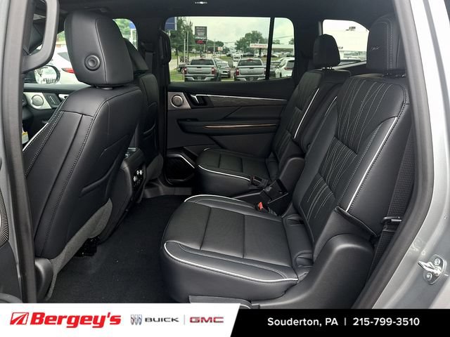 New 2026 Buick Enclave Avenir w/ Super Cruise Package FWD image 7