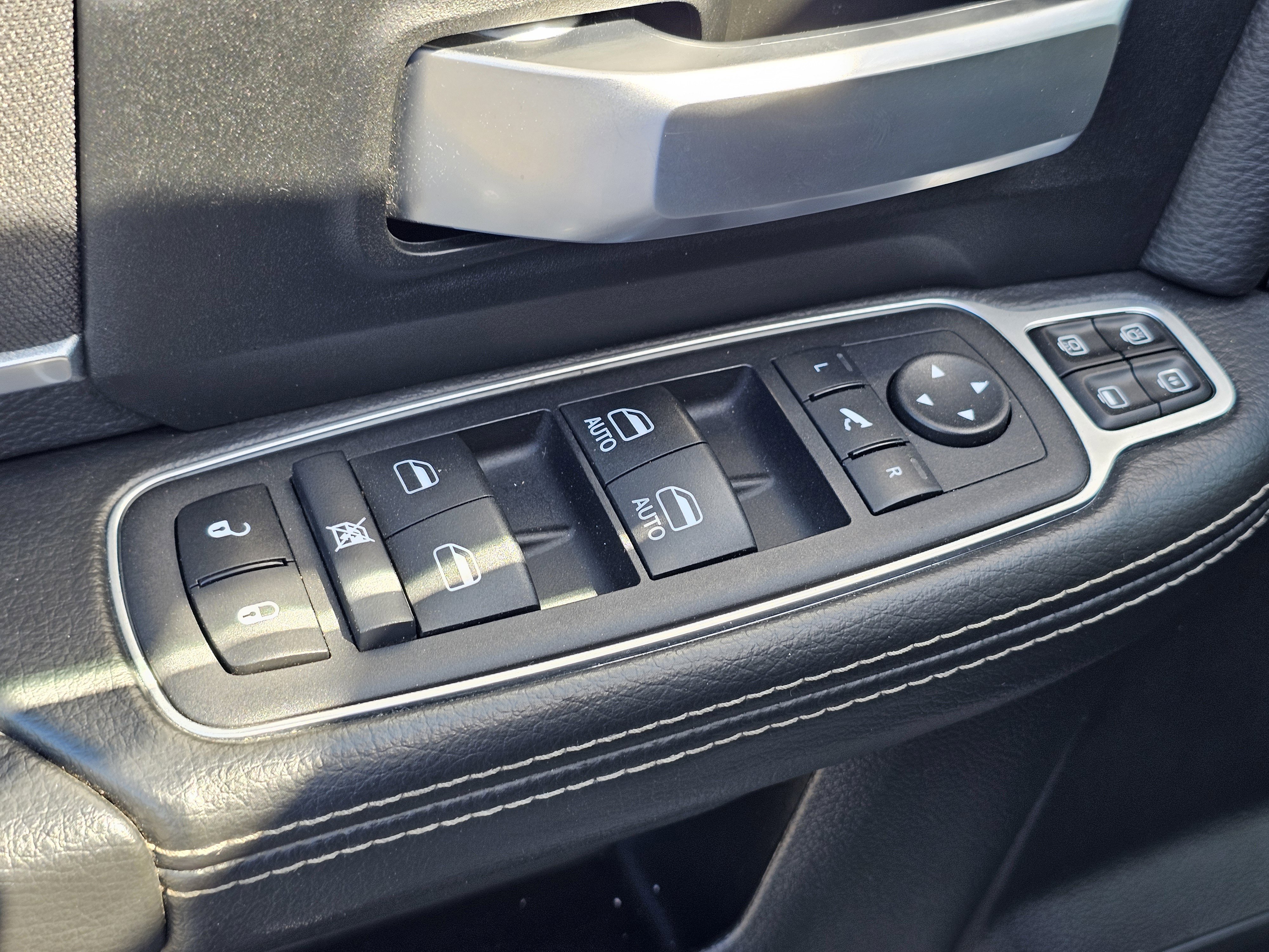 Used 2024 RAM 2500 Big Horn image 16