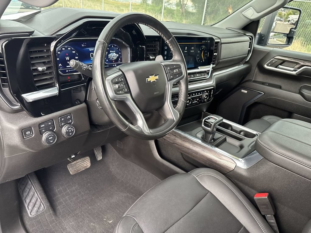 Certified 2023 Chevrolet Silverado 1500 LTZ w/ LTZ Premium Package AWD/4WD image 14