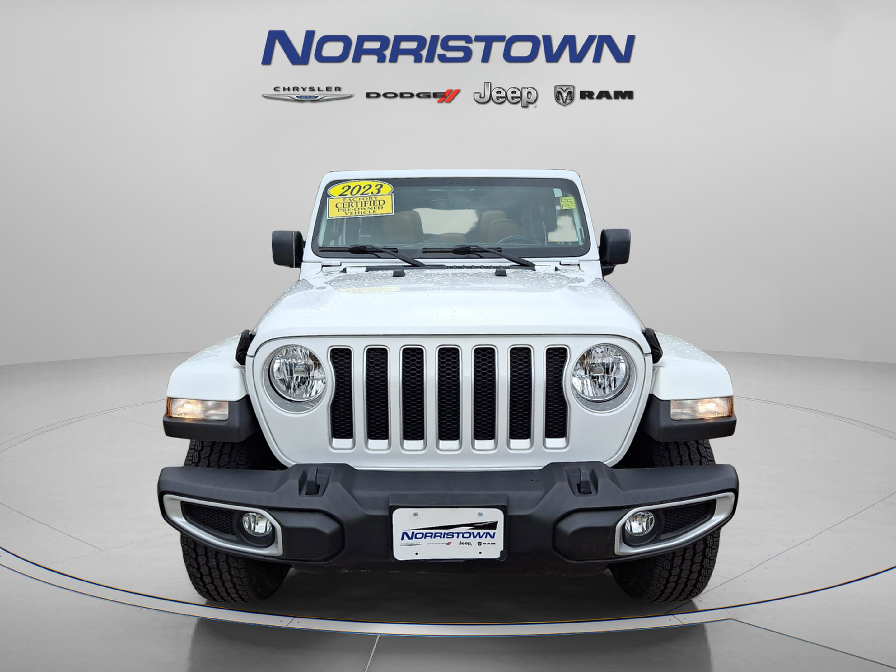 Certified 2023 Jeep Wrangler Unlimited Sahara w/ Cold Weather Group AWD/4WD image 2