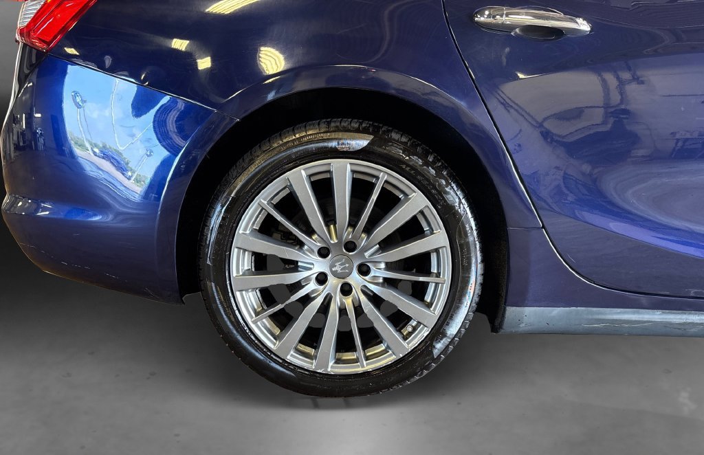 Used 2018 Maserati Ghibli RWD image 17