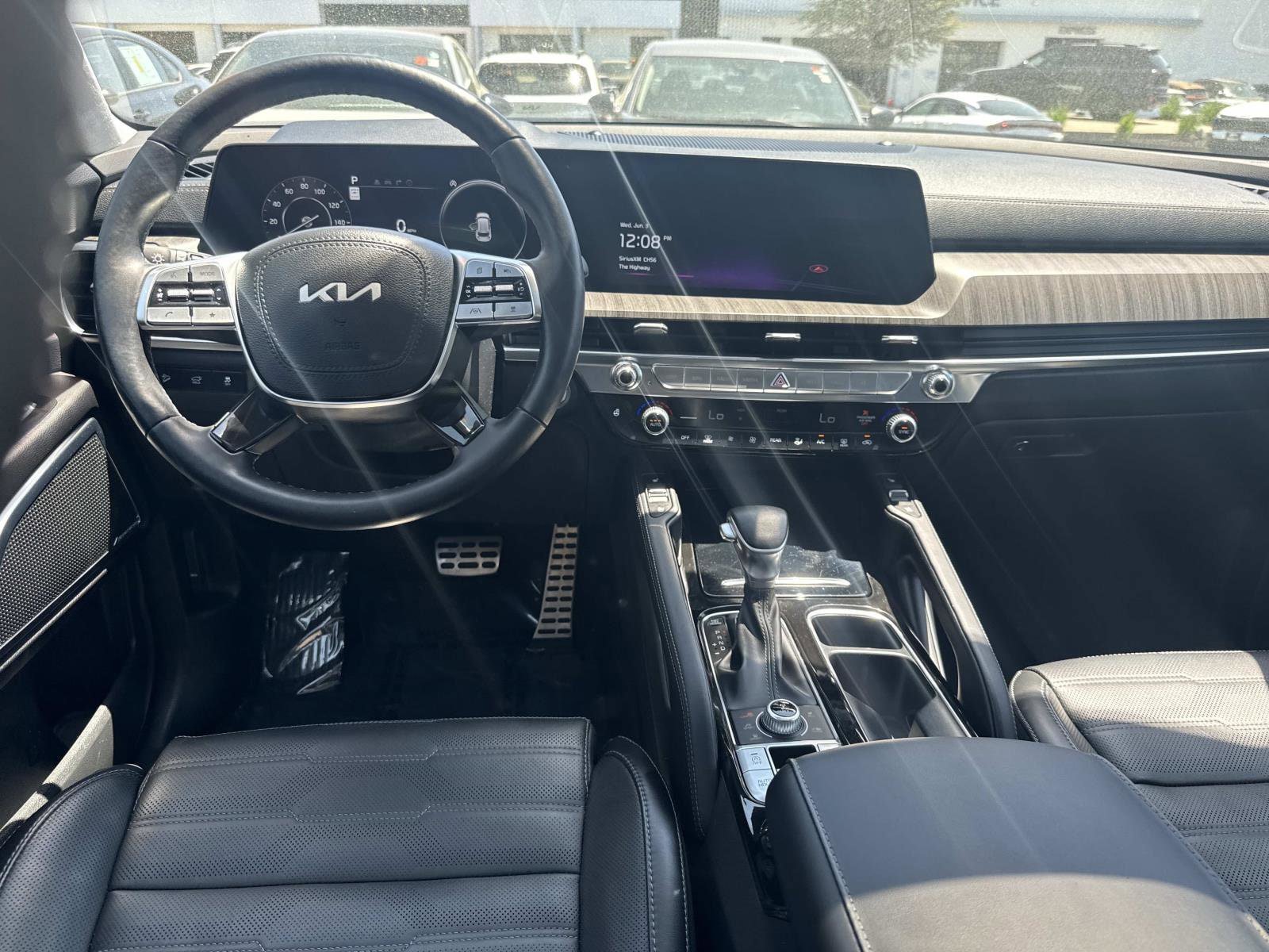 Used 2024 Kia Telluride SX Prestige AWD/4WD image 14