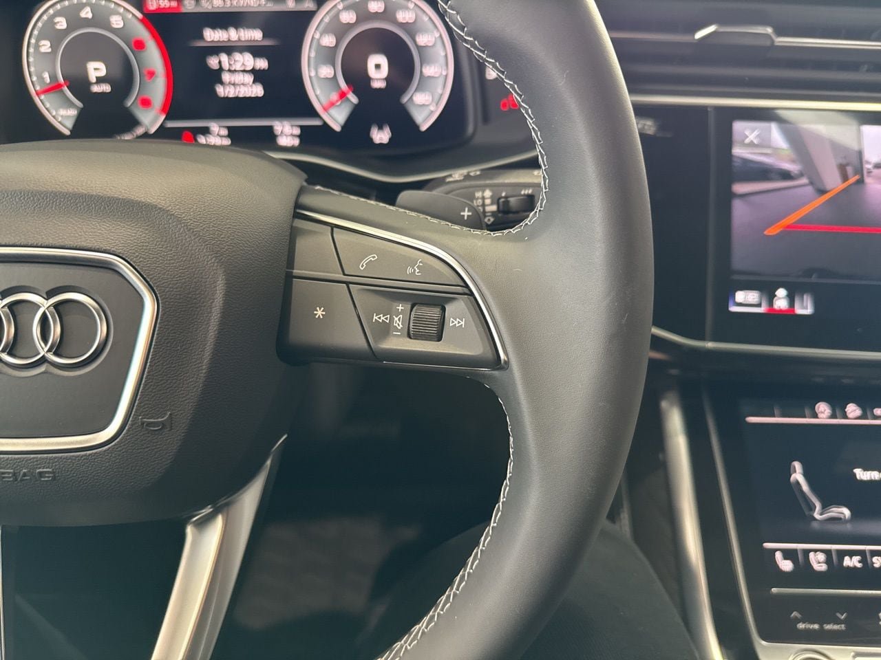 New 2026 Audi Q7 3.0T Premium Plus AWD/4WD image 21