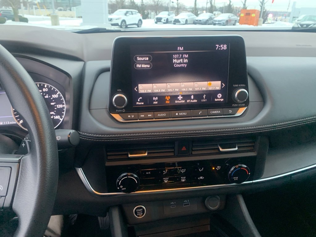 Used 2023 Nissan Rogue S image 13