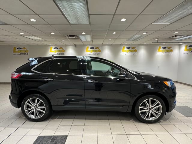 Used 2024 Ford Edge Titanium AWD/4WD image 3