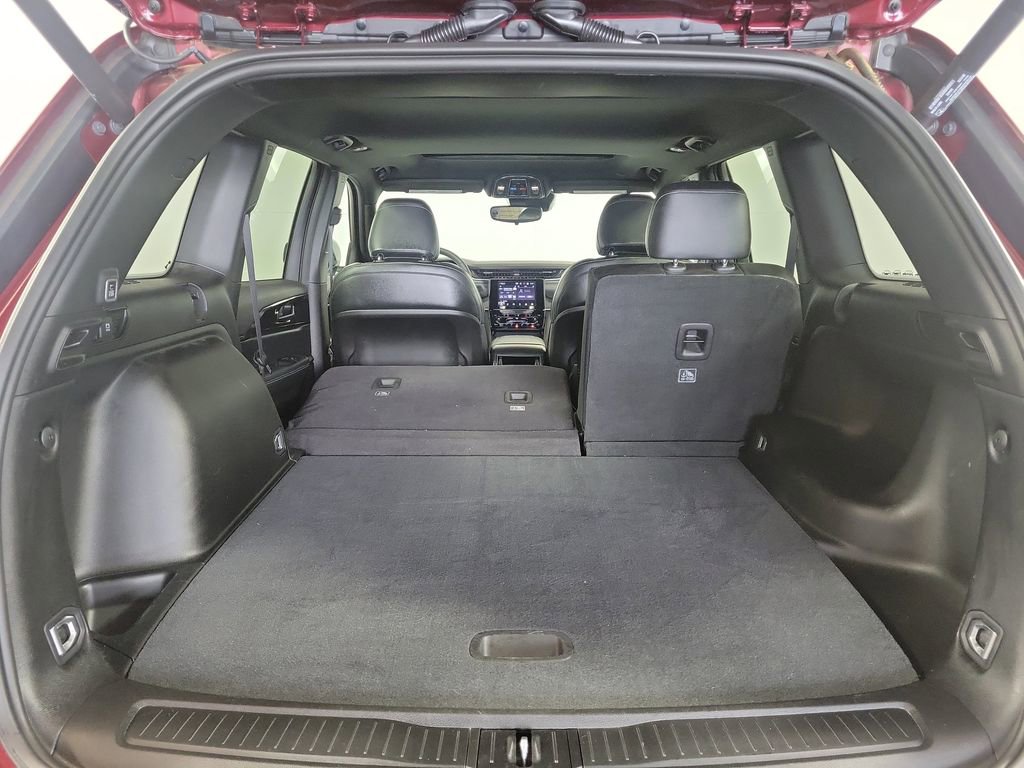 Used 2023 Jeep Grand Cherokee Altitude RWD image 25