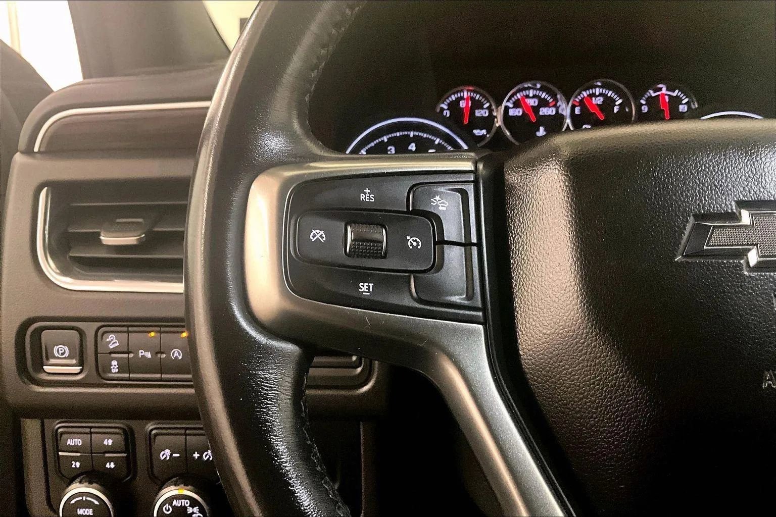 Used 2021 Chevrolet Tahoe Z71 image 17