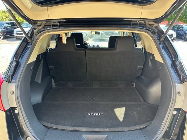 Used 2012 Nissan Rogue SV AWD/4WD image 28