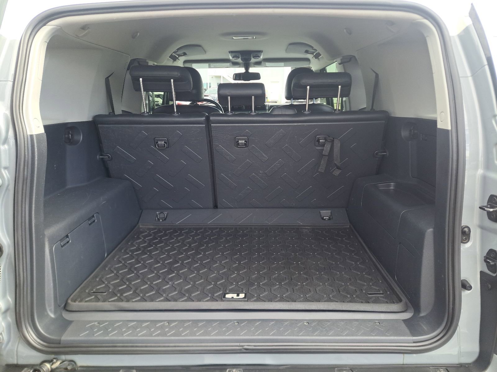 Used 2014 Toyota FJ Cruiser 4WD w/ Convenience Package image 19