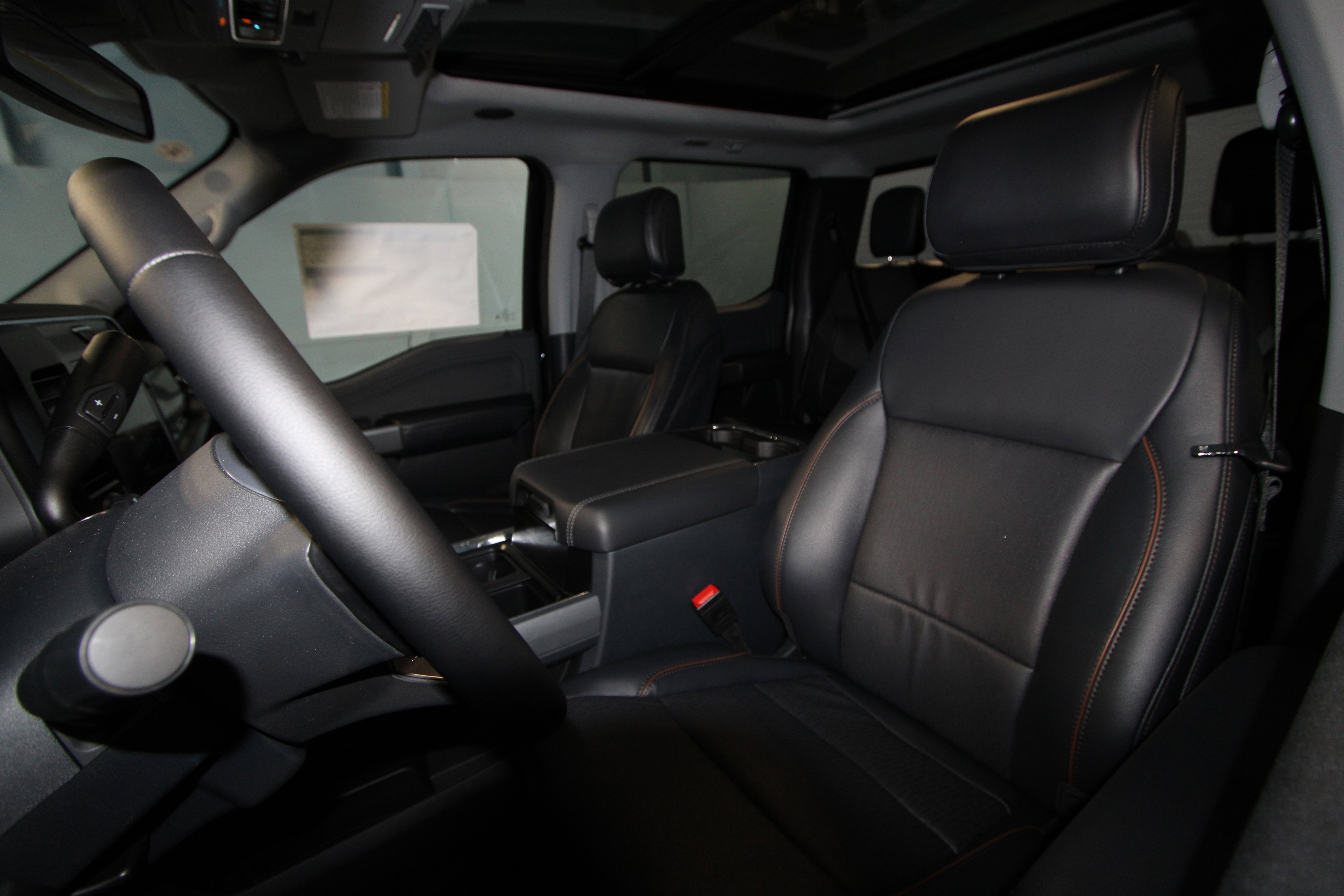 New 2025 Ford F350 Lariat w/ Lariat Ultimate Package image 3