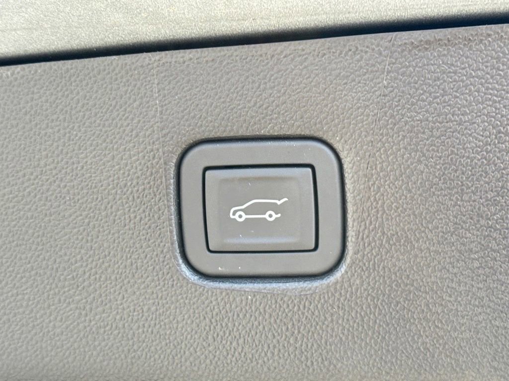 New 2025 Chevrolet Blazer RS w/ Driver Confidence II Package image 29