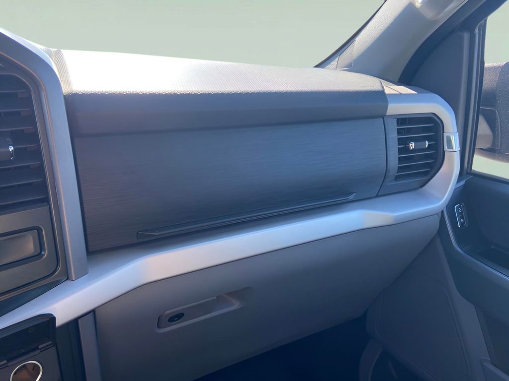 Used 2023 Ford F150 XLT w/ Trailer Tow Package image 32