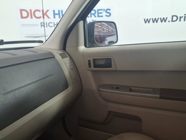 Used 2008 Ford Escape XLT FWD image 24