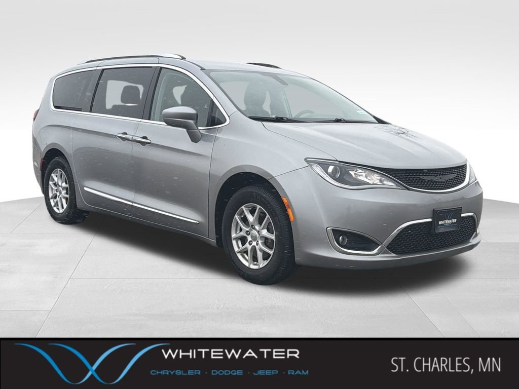 Used 2020 Chrysler Pacifica Touring-L image 1
