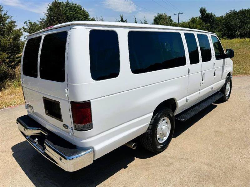 Used 2008 Ford E-350 and Econoline 350 XLT RWD image 8