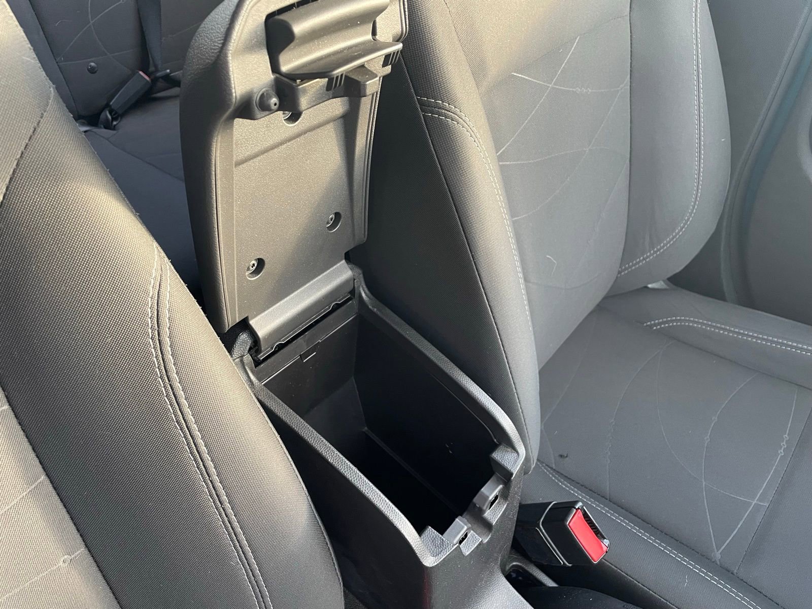 Used 2017 Ford Fiesta SE image 25