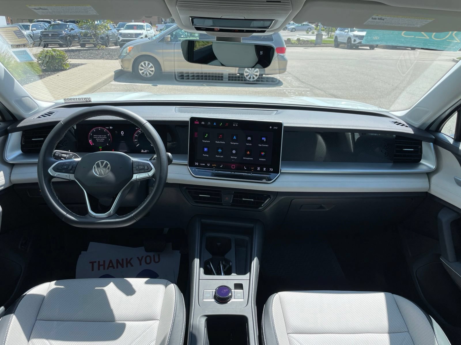 Certified 2025 Volkswagen Tiguan SE FWD image 25