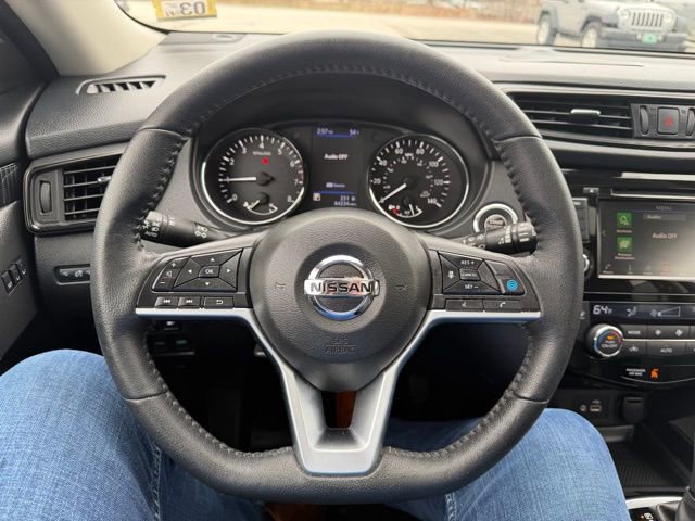 Used 2020 Nissan Rogue SL w/ Premium Package image 26