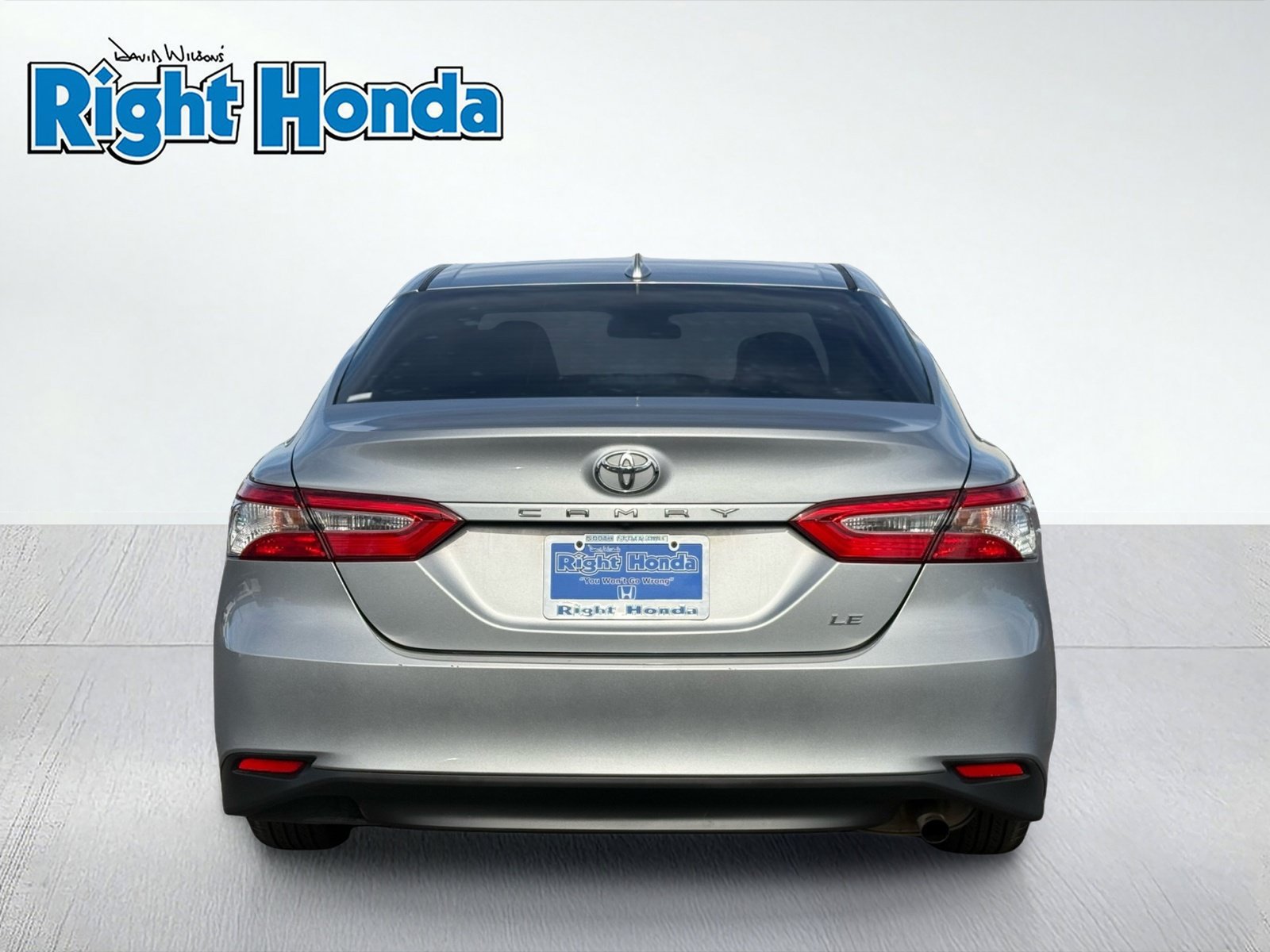 Used 2020 Toyota Camry LE w/ Carpet Mat Package FWD image 7