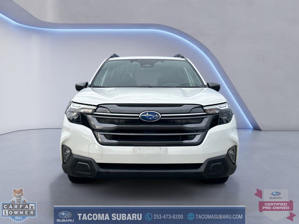 Used 2025 Subaru Forester Premium image 8