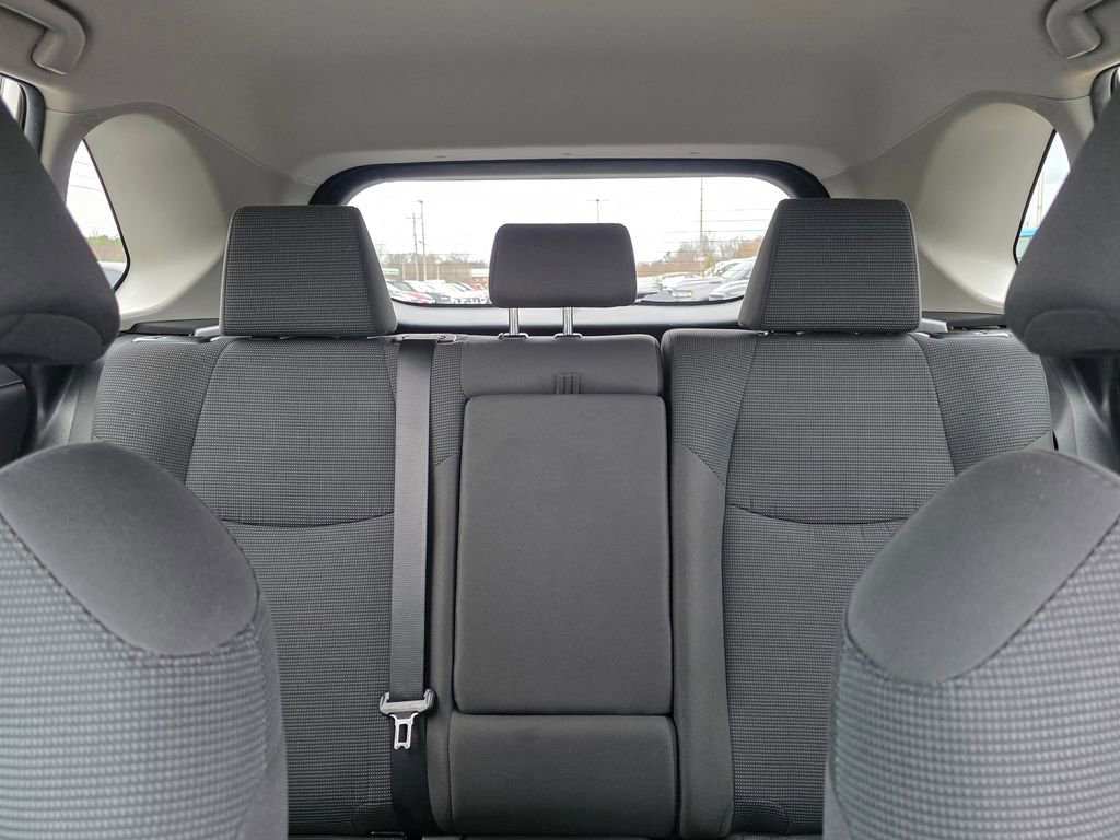 Used 2024 Toyota RAV4 LE AWD/4WD image 29