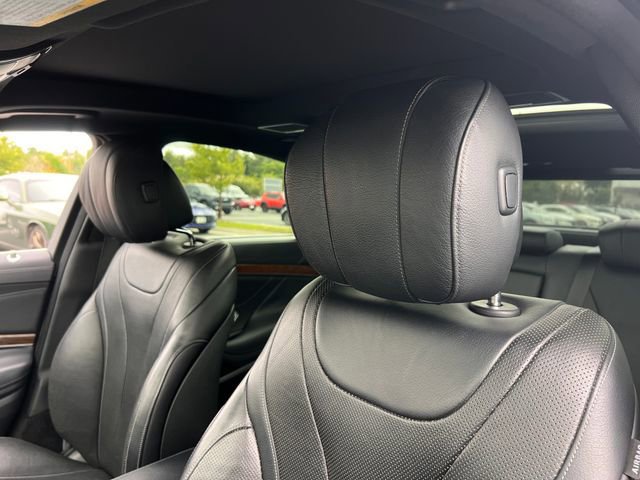 Used 2017 Mercedes-Benz S 550 Sedan image 16