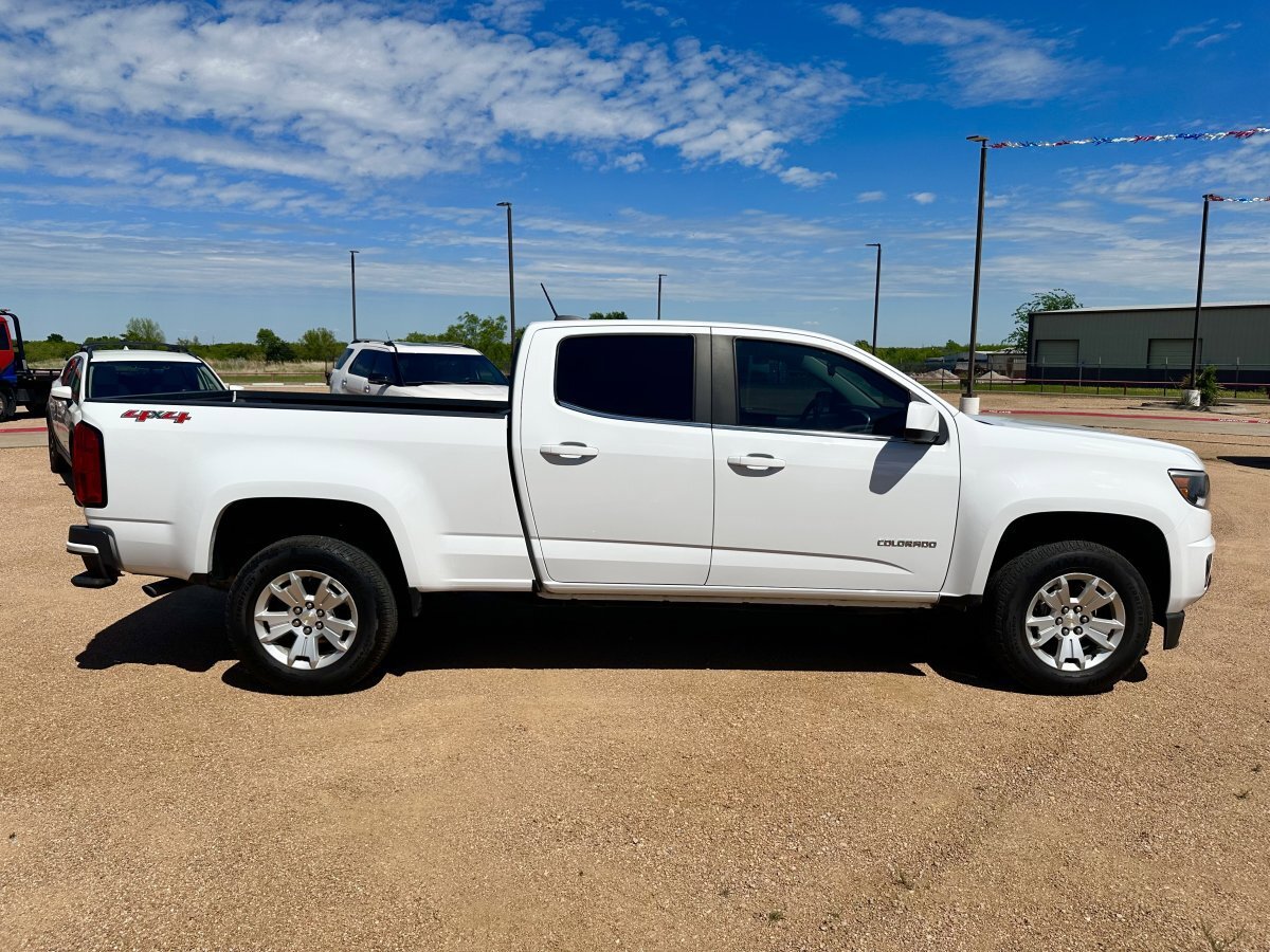 Used 2019 Chevrolet Colorado LT w/ LT Convenience Package AWD/4WD image 4