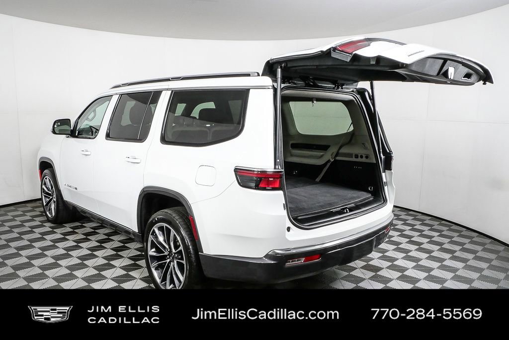 Used 2022 Jeep Wagoneer Series III w/ Premium Group I image 37