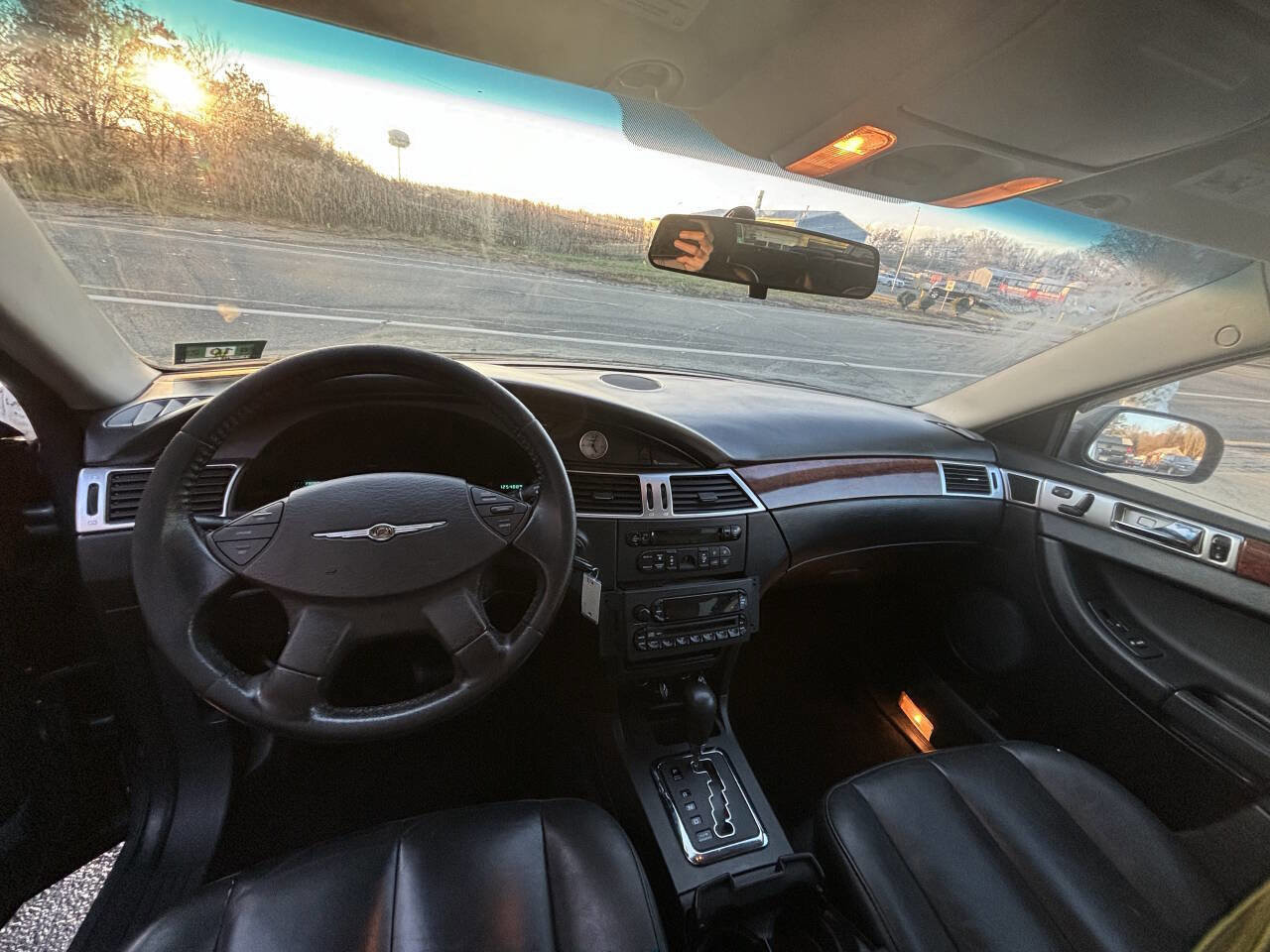 Used 2005 Chrysler Pacifica Touring w/ Comfort Convenience Group image 13