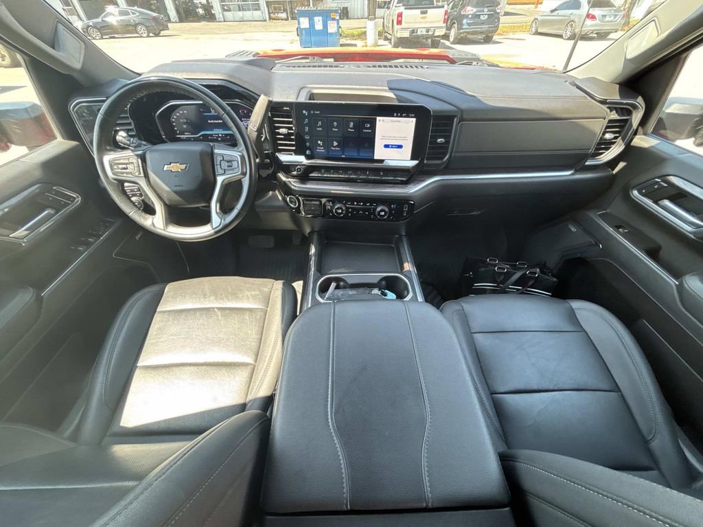 Used 2024 Chevrolet Silverado 2500 LTZ w/ LTZ Premium Package image 13