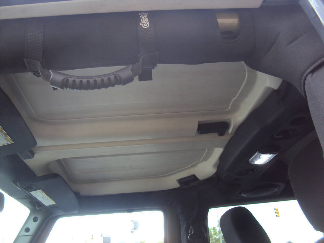 Used 2013 Jeep Wrangler Sport AWD/4WD image 10