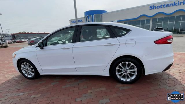 Used 2020 Ford Fusion SE image 7