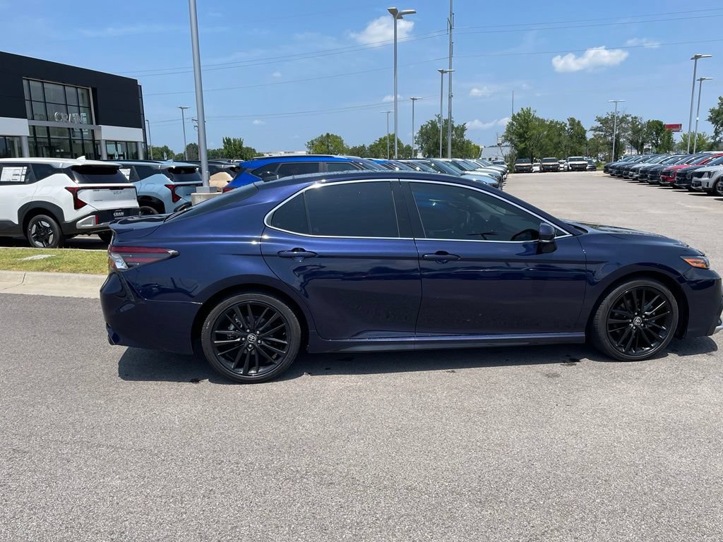 Used 2022 Toyota Camry XSE FWD image 8