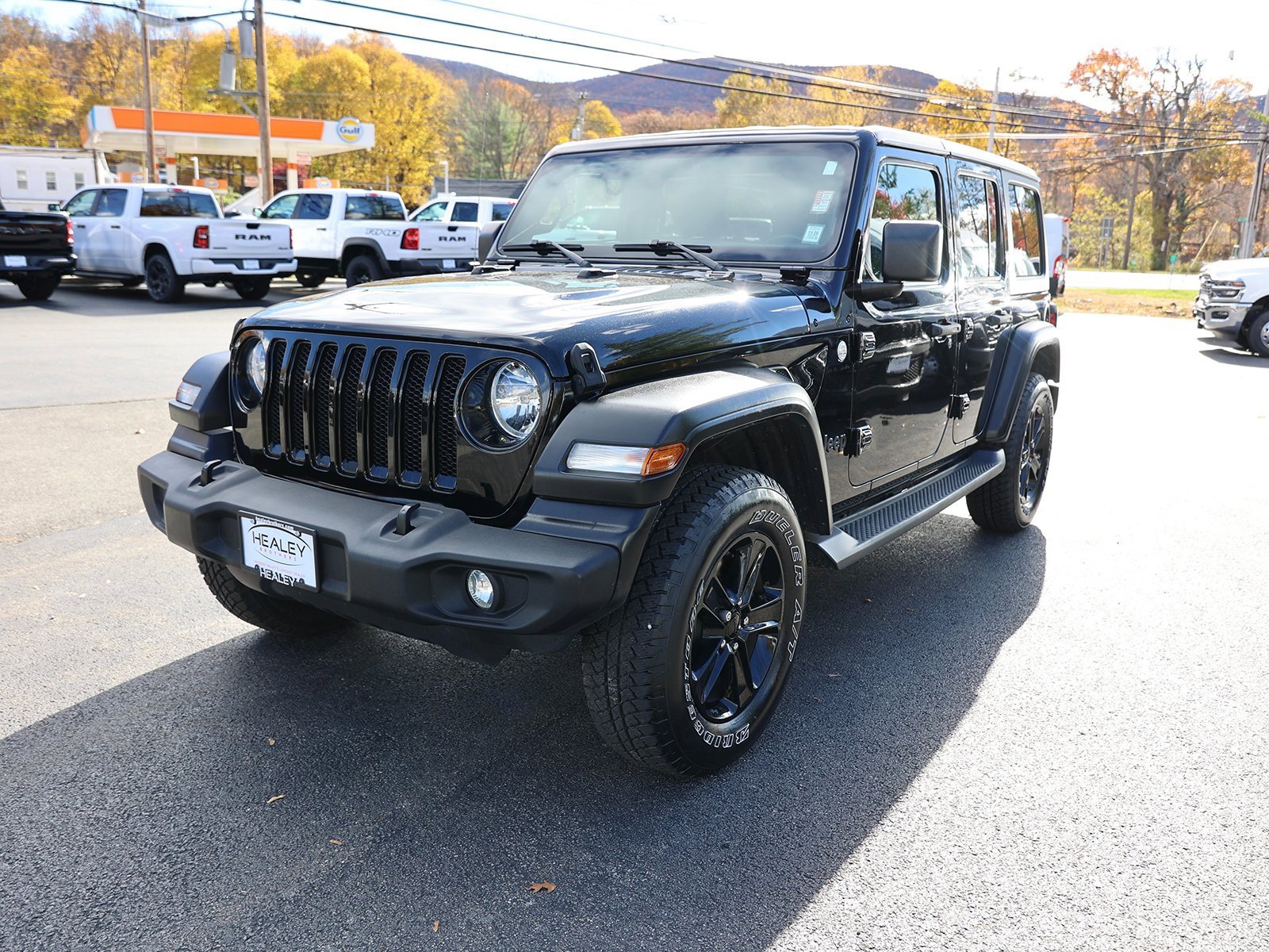 Used 2020 Jeep Wrangler Unlimited Sport image 3